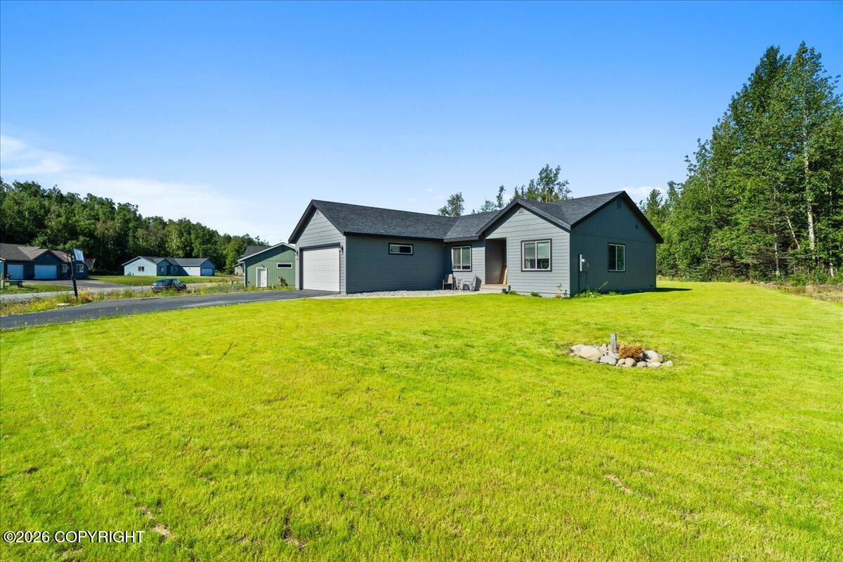 2844 N Northgate Place Property Photo 3