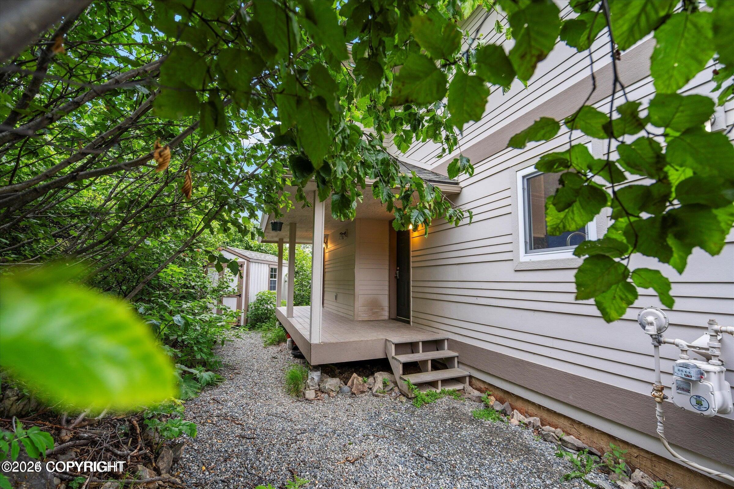 13275 Spendlove Drive Property Photo 6