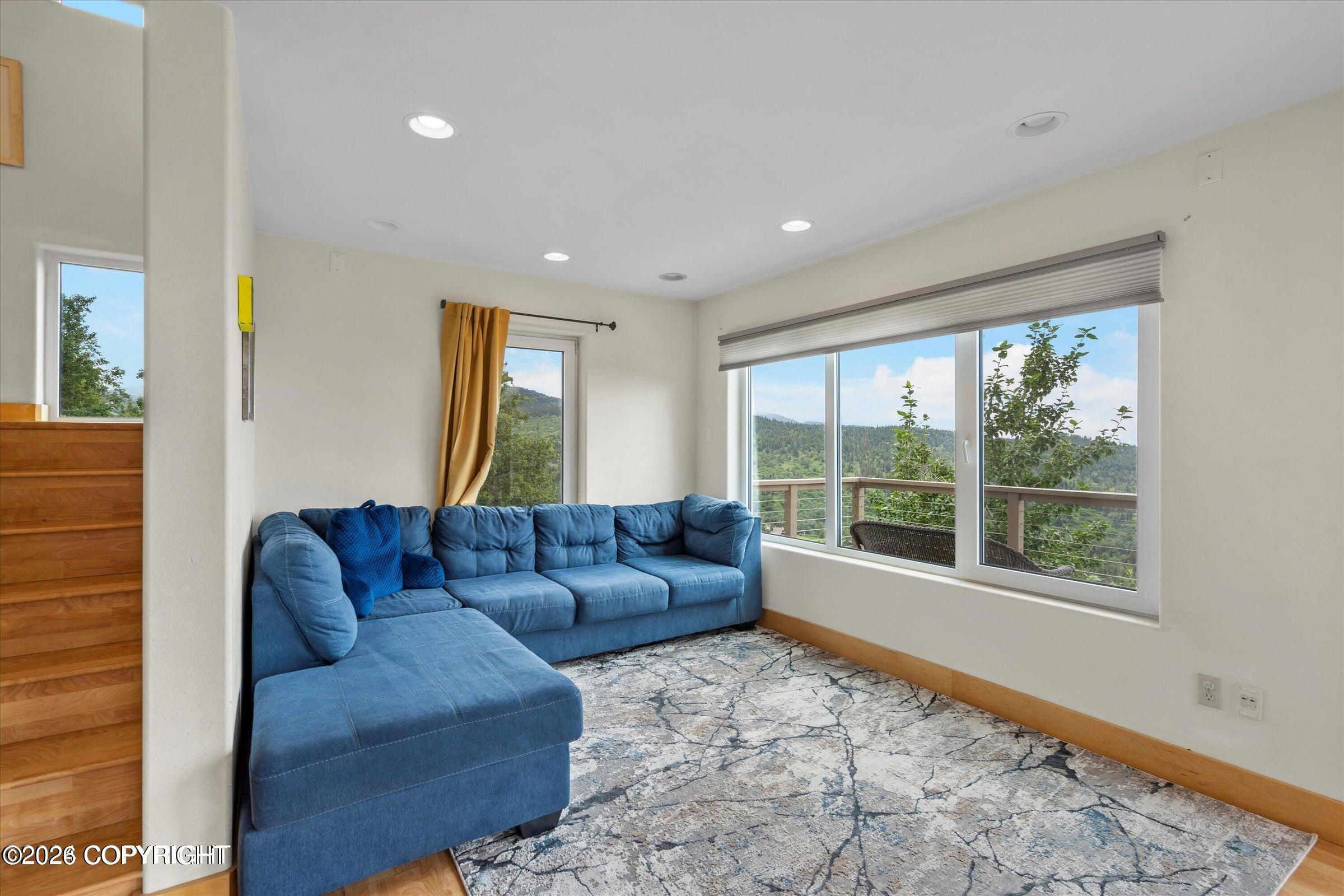 13275 Spendlove Drive Property Photo 8