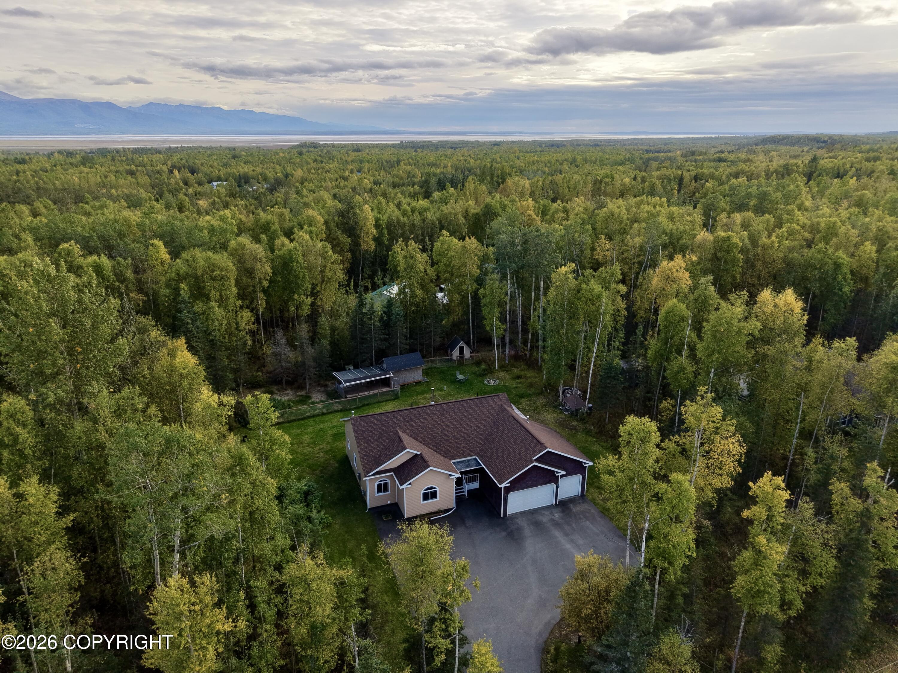3630 W Lord Baranof Drive Property Photo 1