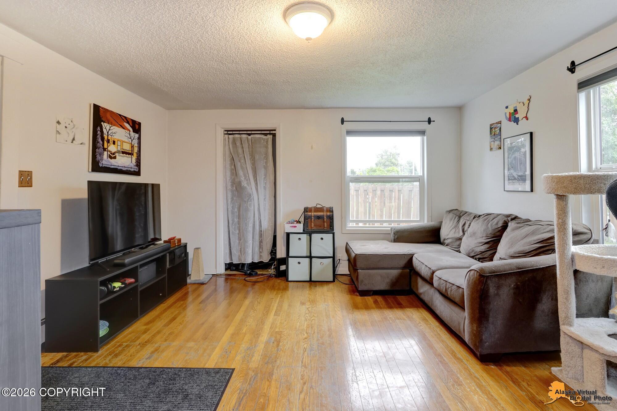 4004 Garfield Street Property Photo 5