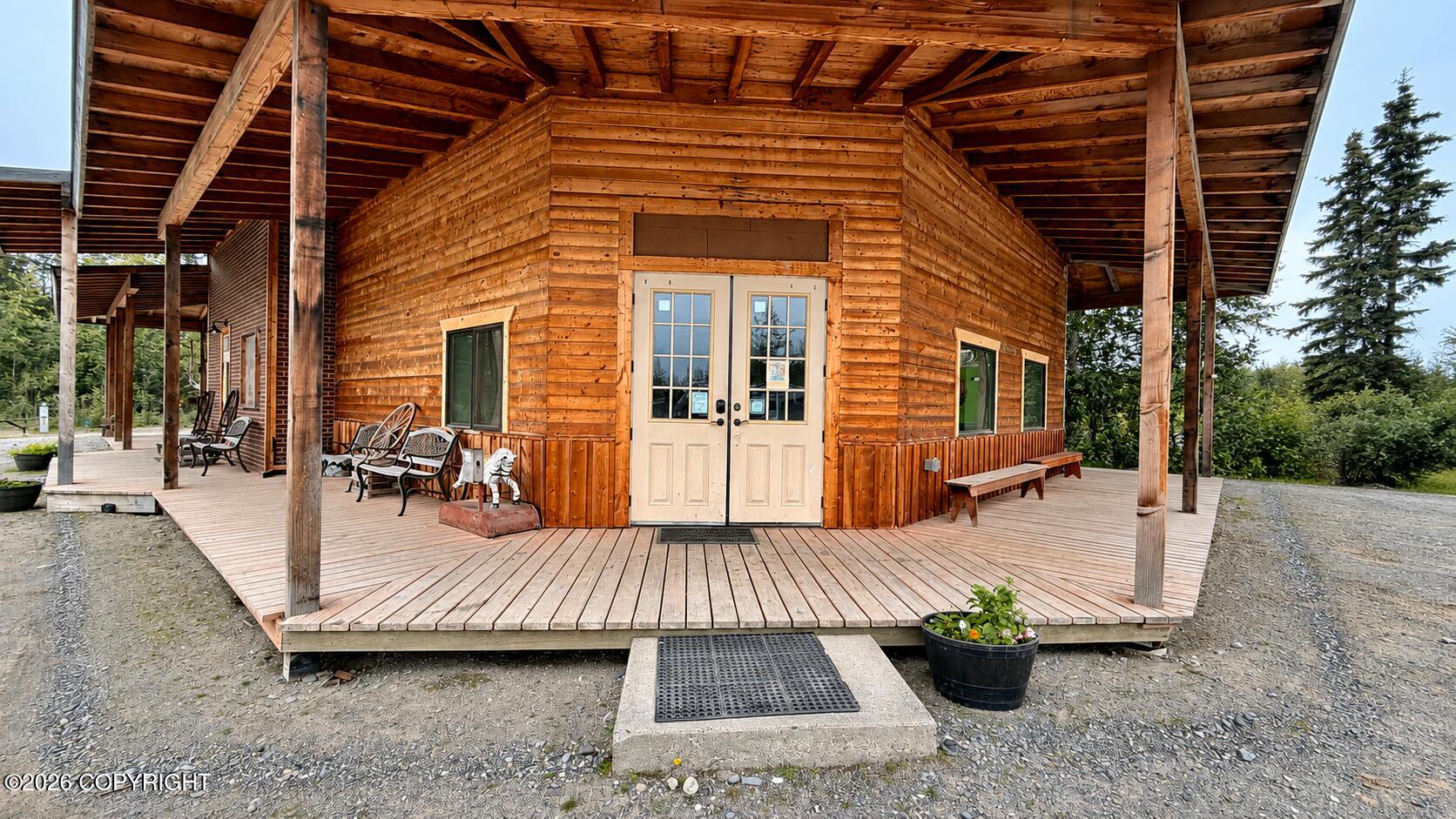 48522 Diamond M Ranch Road Property Photo 3