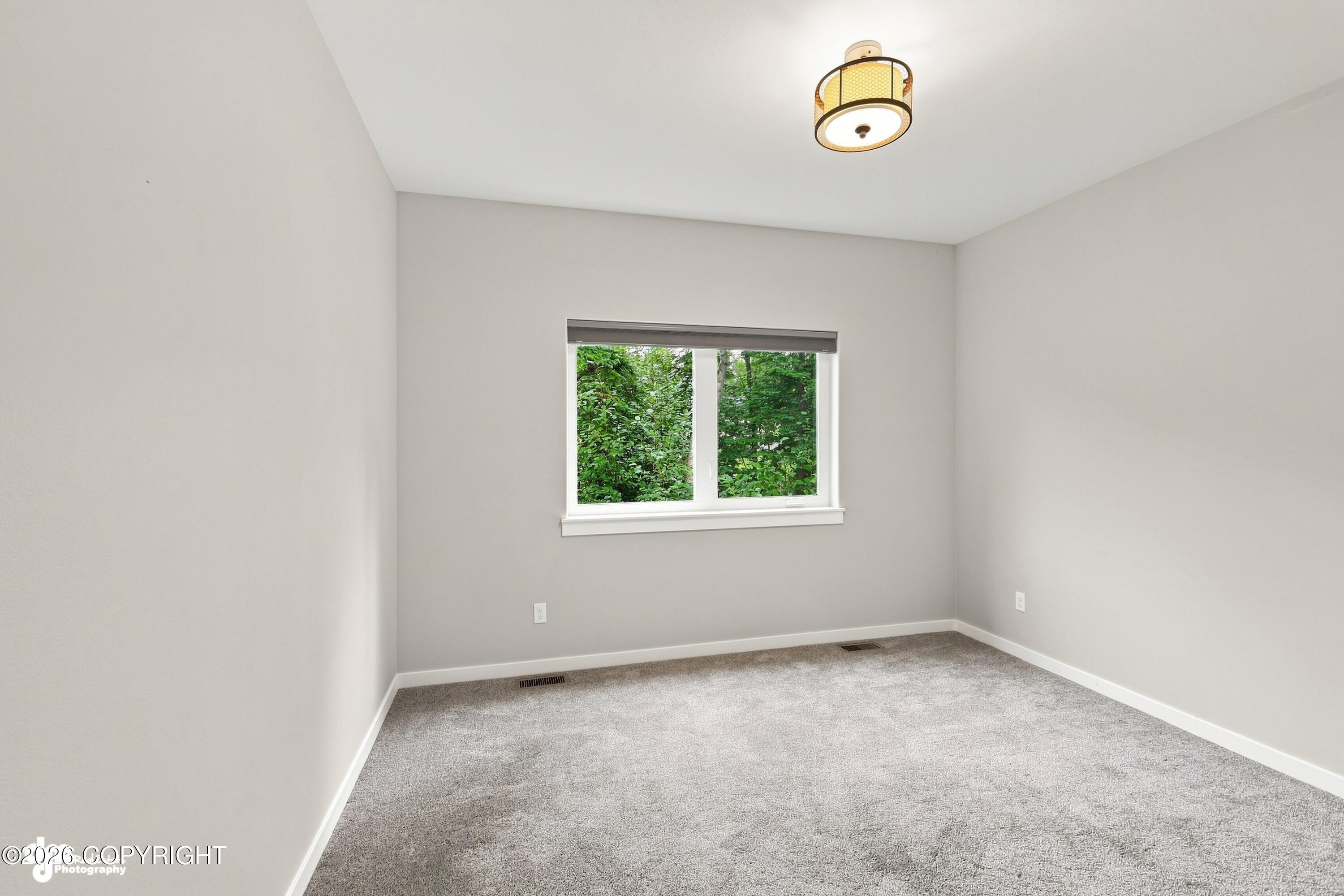 3326 S Vale Avenue Property Photo 15