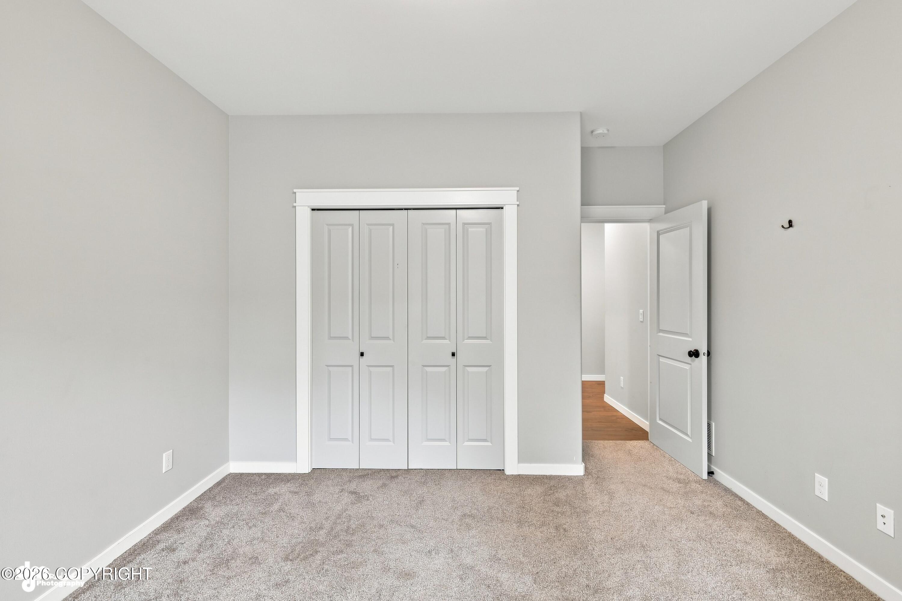 3326 S Vale Avenue Property Photo 16