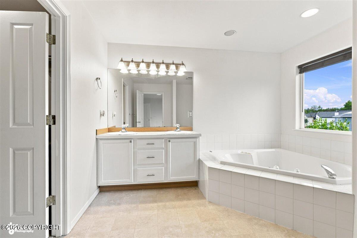11970 Devonshire Circle Property Photo 35
