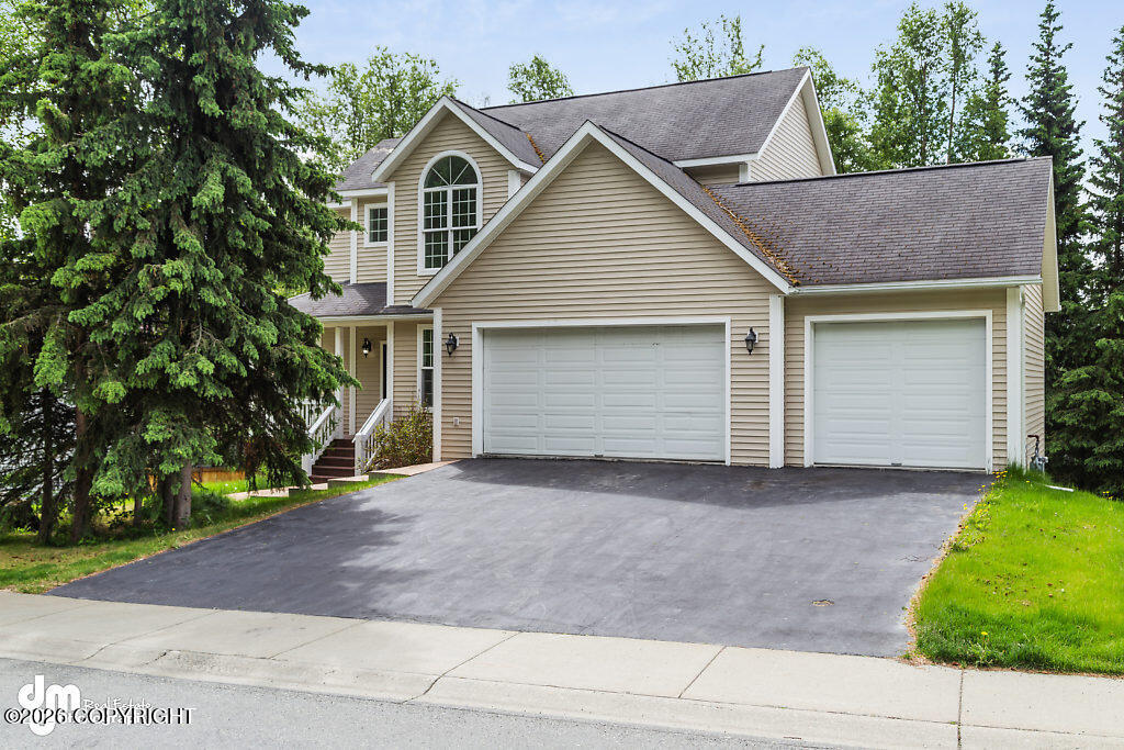 20334 New England Drive Property Photo 6