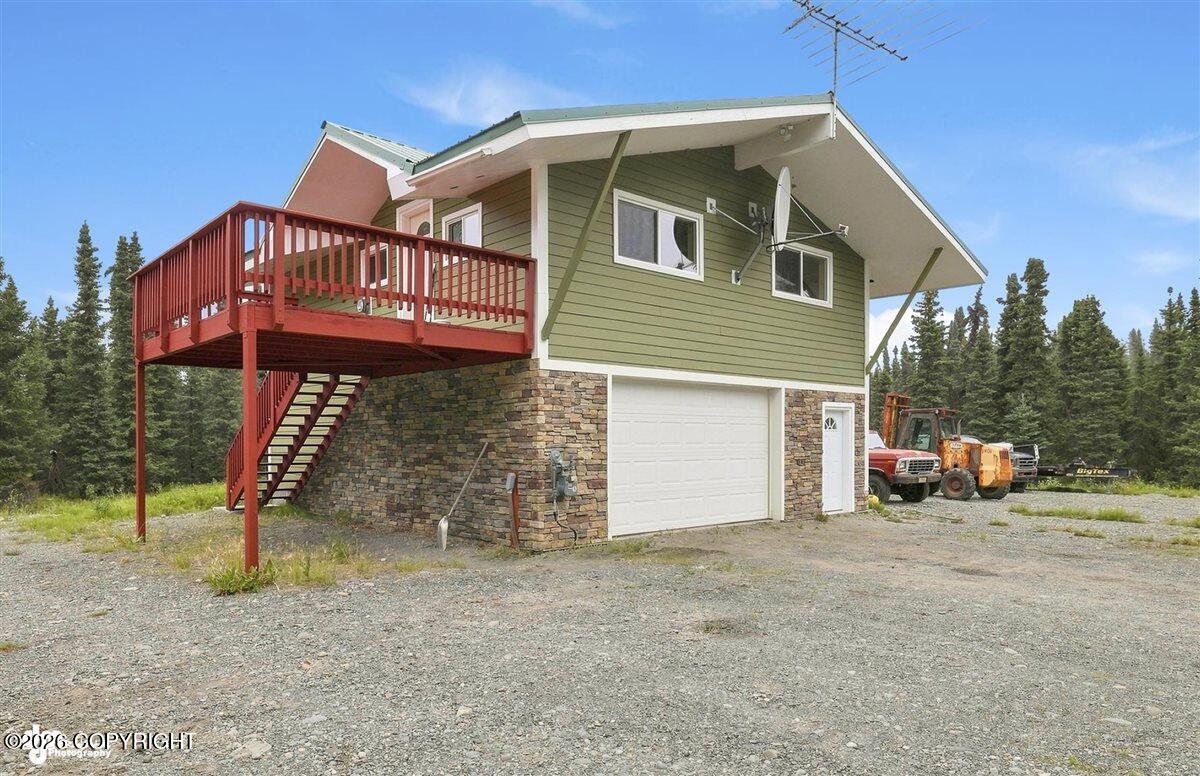 35070 Glacier Avenue Property Photo 1