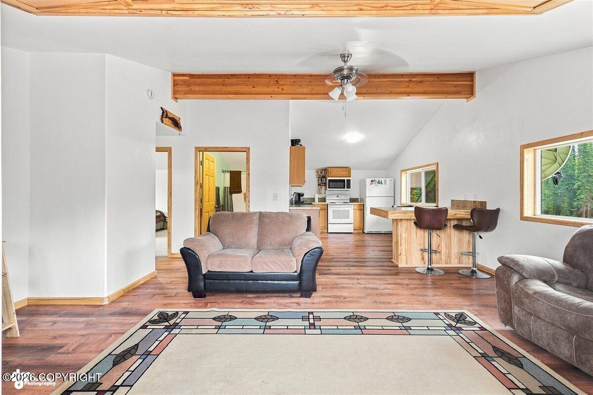 35070 Glacier Avenue Property Photo 6