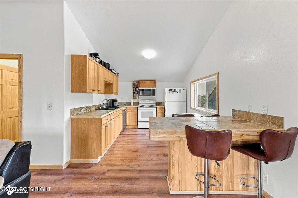 35070 Glacier Avenue Property Photo 8