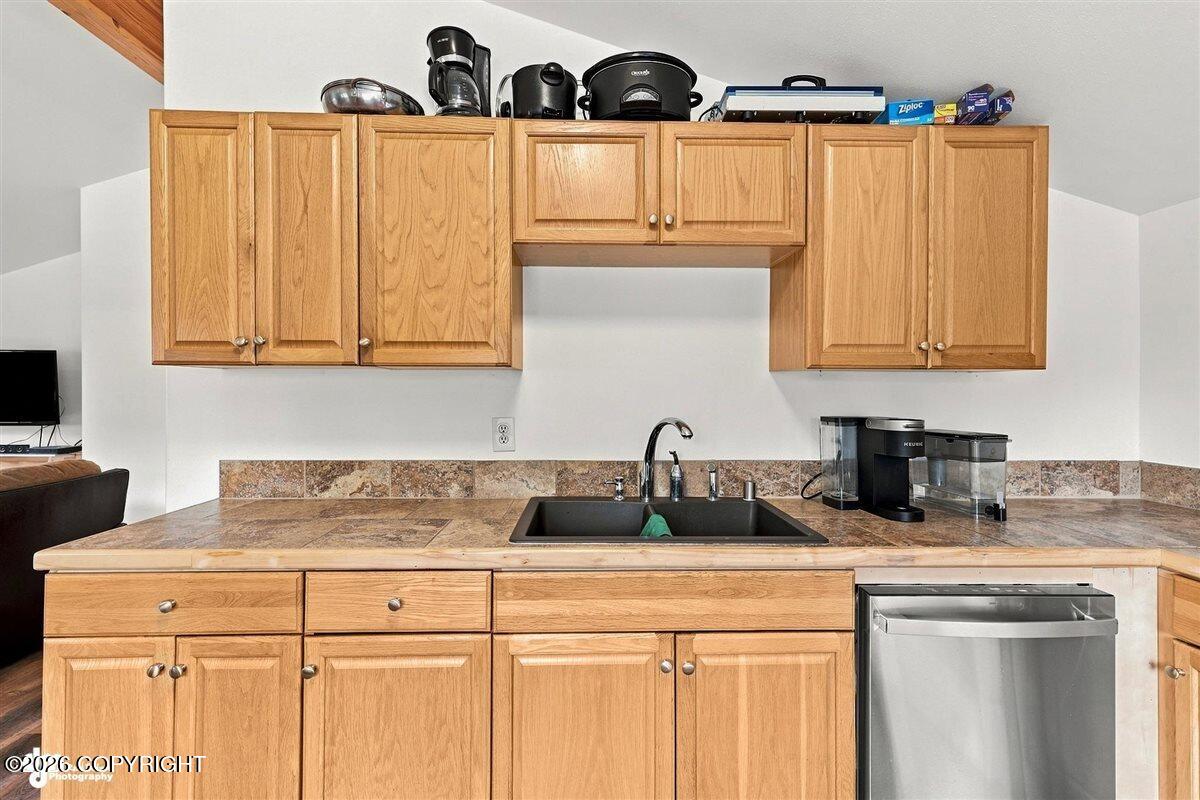 35070 Glacier Avenue Property Photo 11
