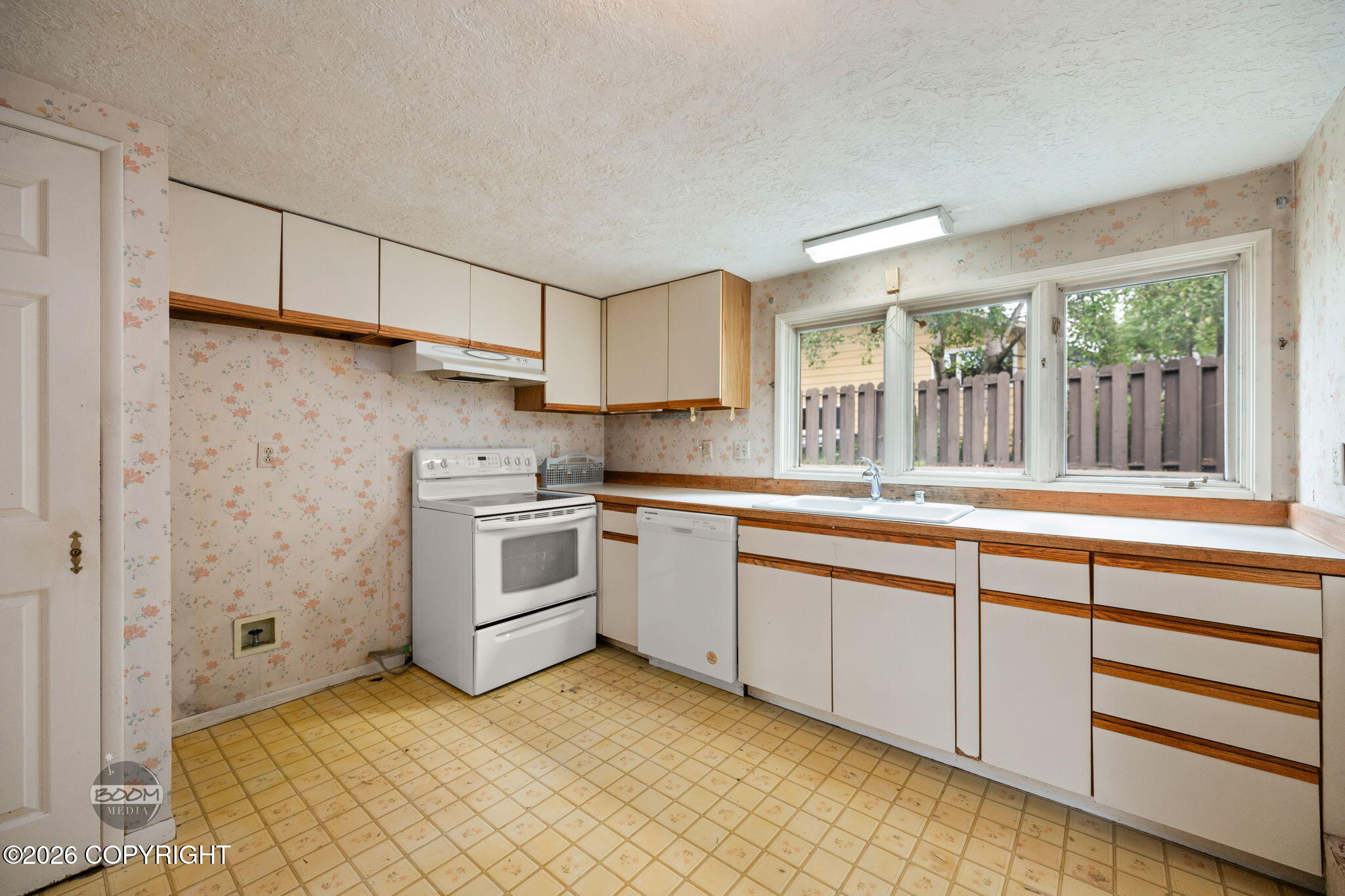 2201 Cornell Court Property Photo 49