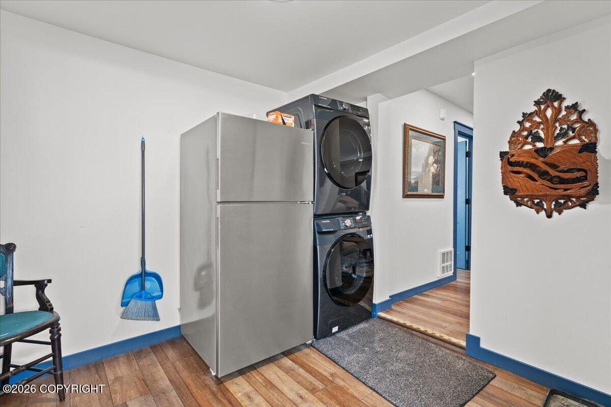 333 W Evergreen Avenue Property Photo 17