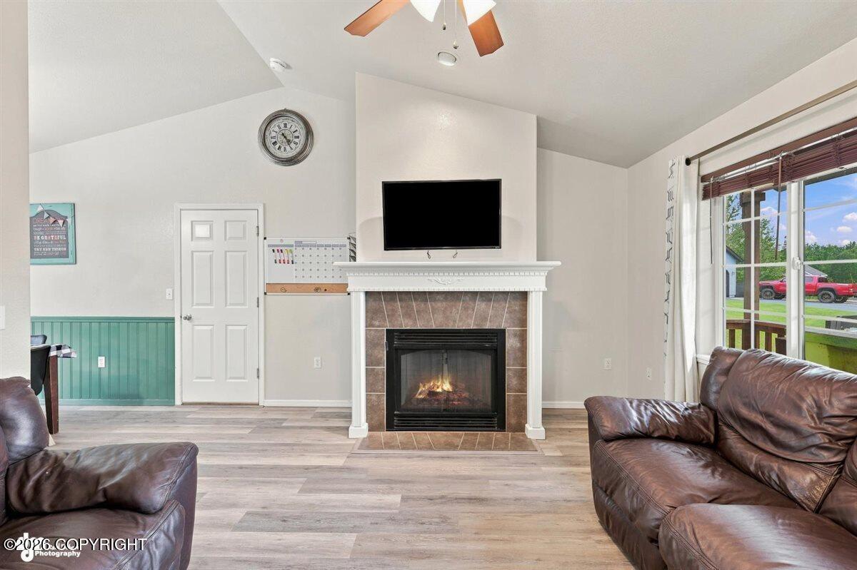 393 S Vickie Circle Property Photo 10
