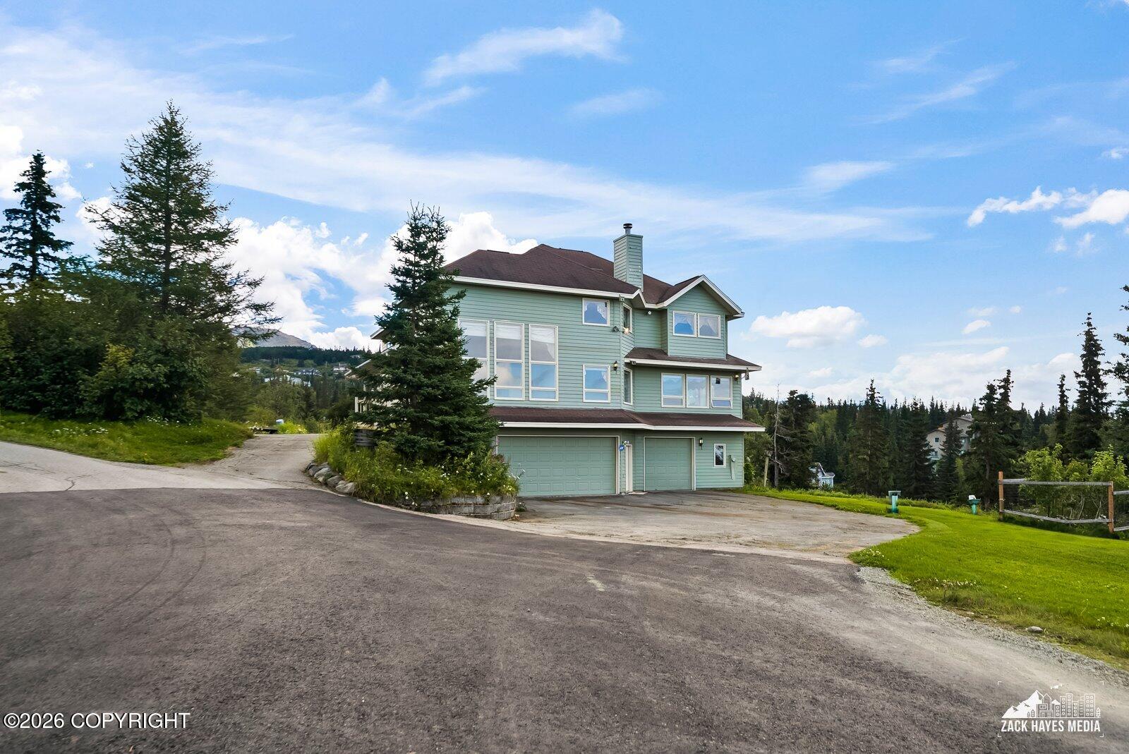 11800 Trail's End Road Property Photo 2