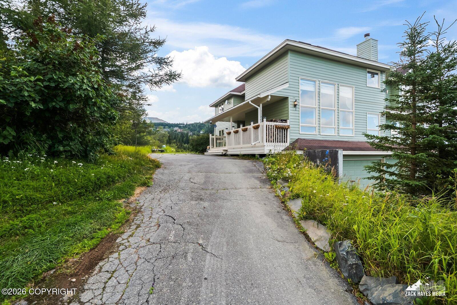 11800 Trail's End Road Property Photo 5