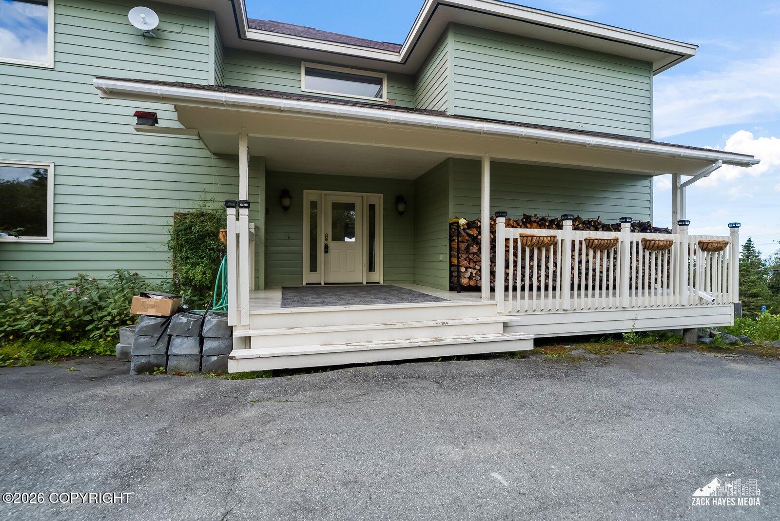 11800 Trail's End Road Property Photo 6