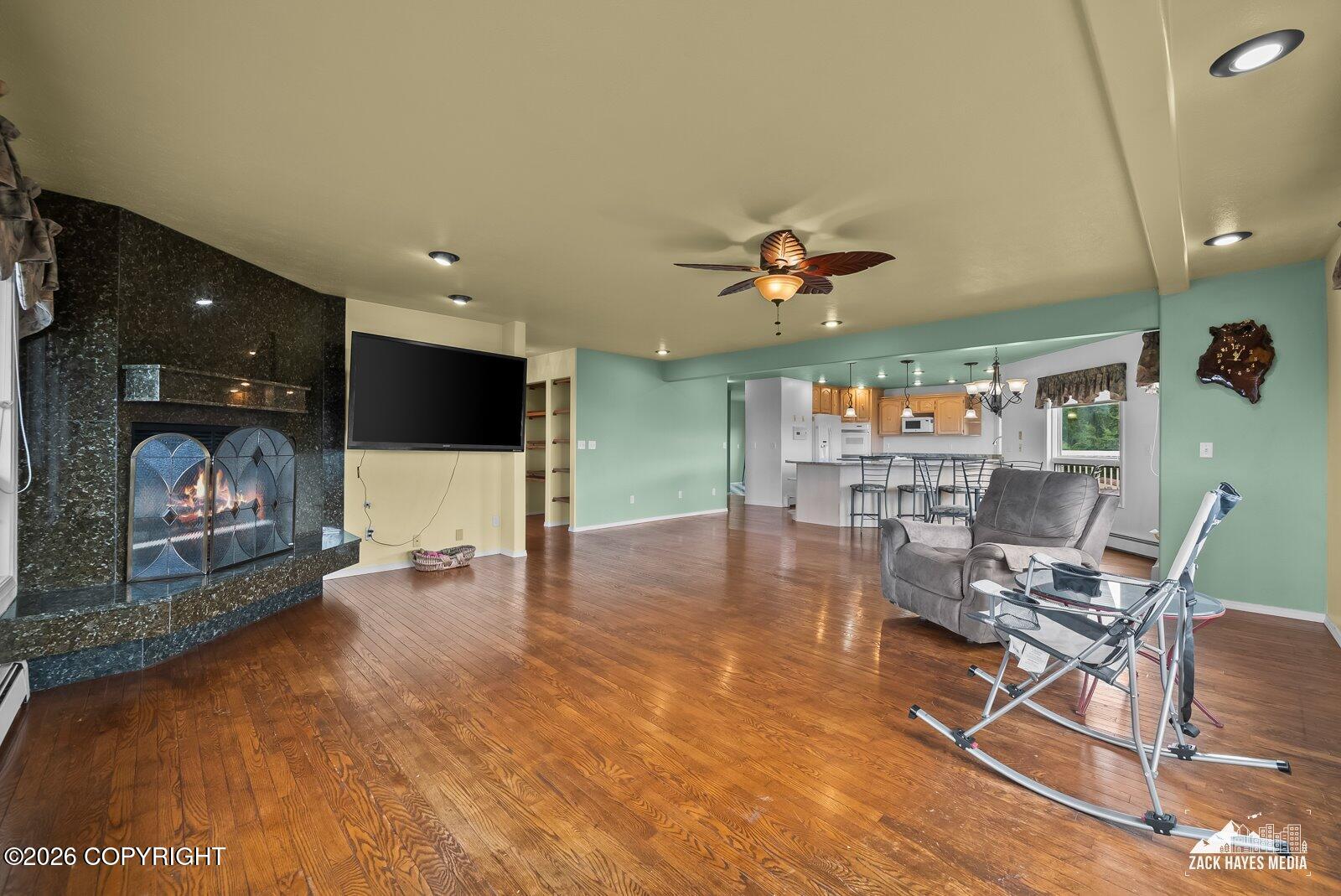 11800 Trail's End Road Property Photo 26
