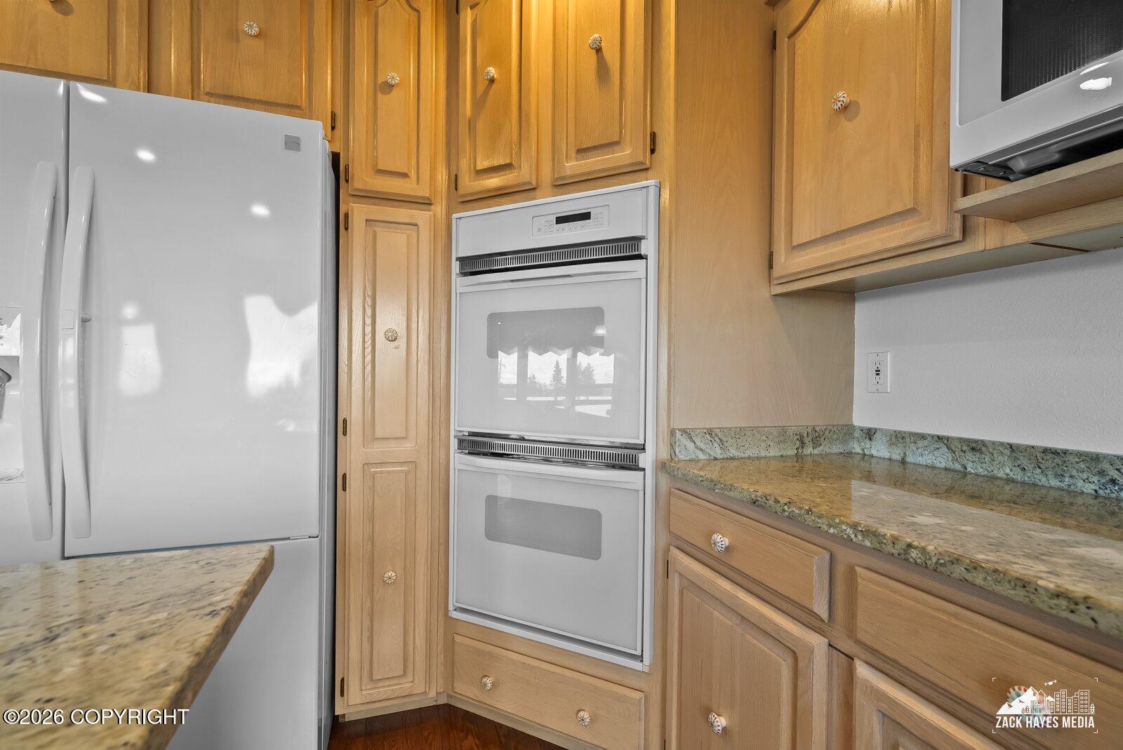 11800 Trail's End Road Property Photo 40