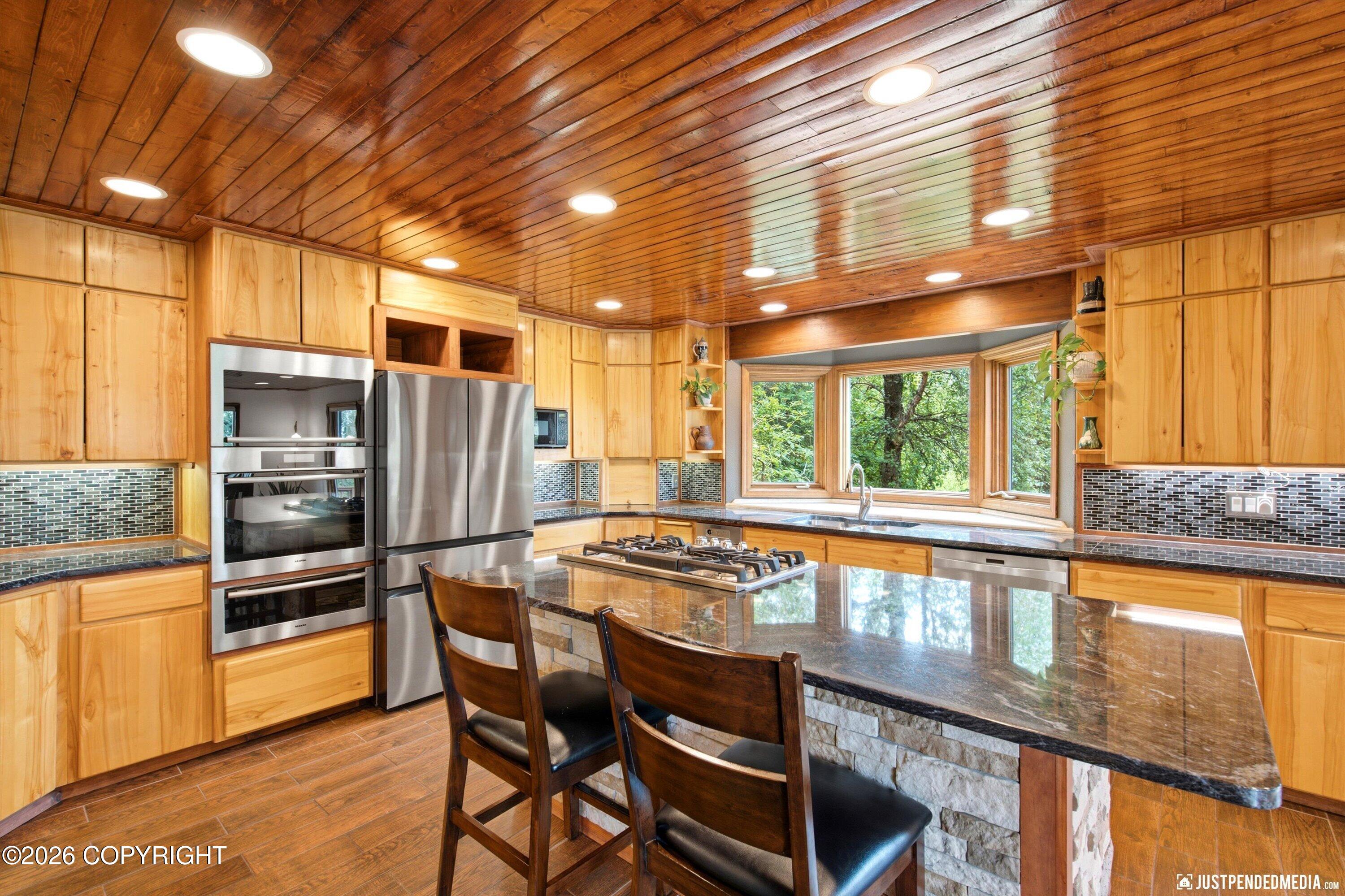 9660 Basher Drive Property Photo 17