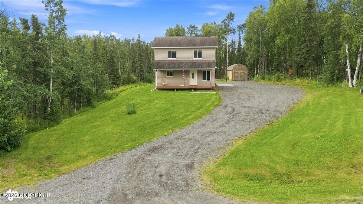 40289 Iliamna Loop Property Photo 3