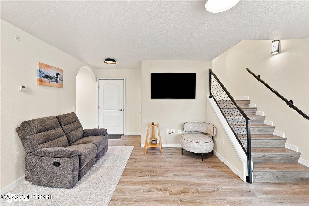 40289 Iliamna Loop Property Photo 6