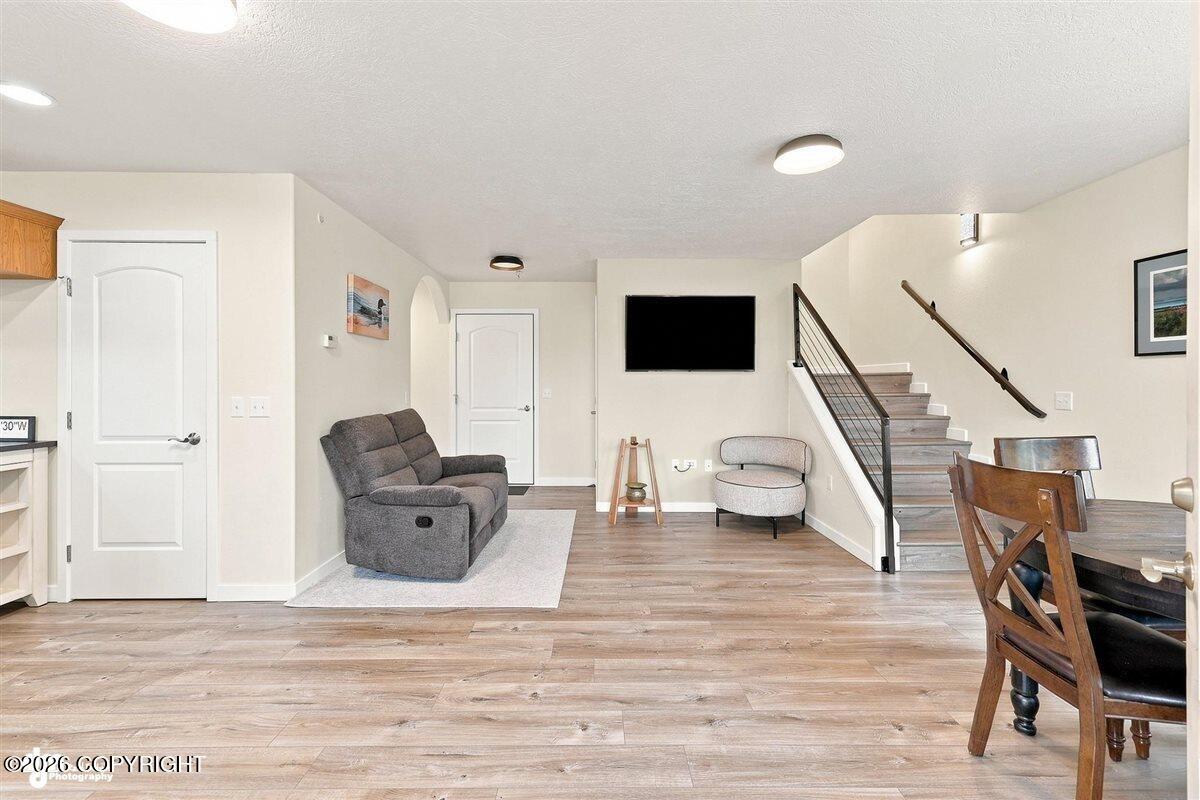 40289 Iliamna Loop Property Photo 8
