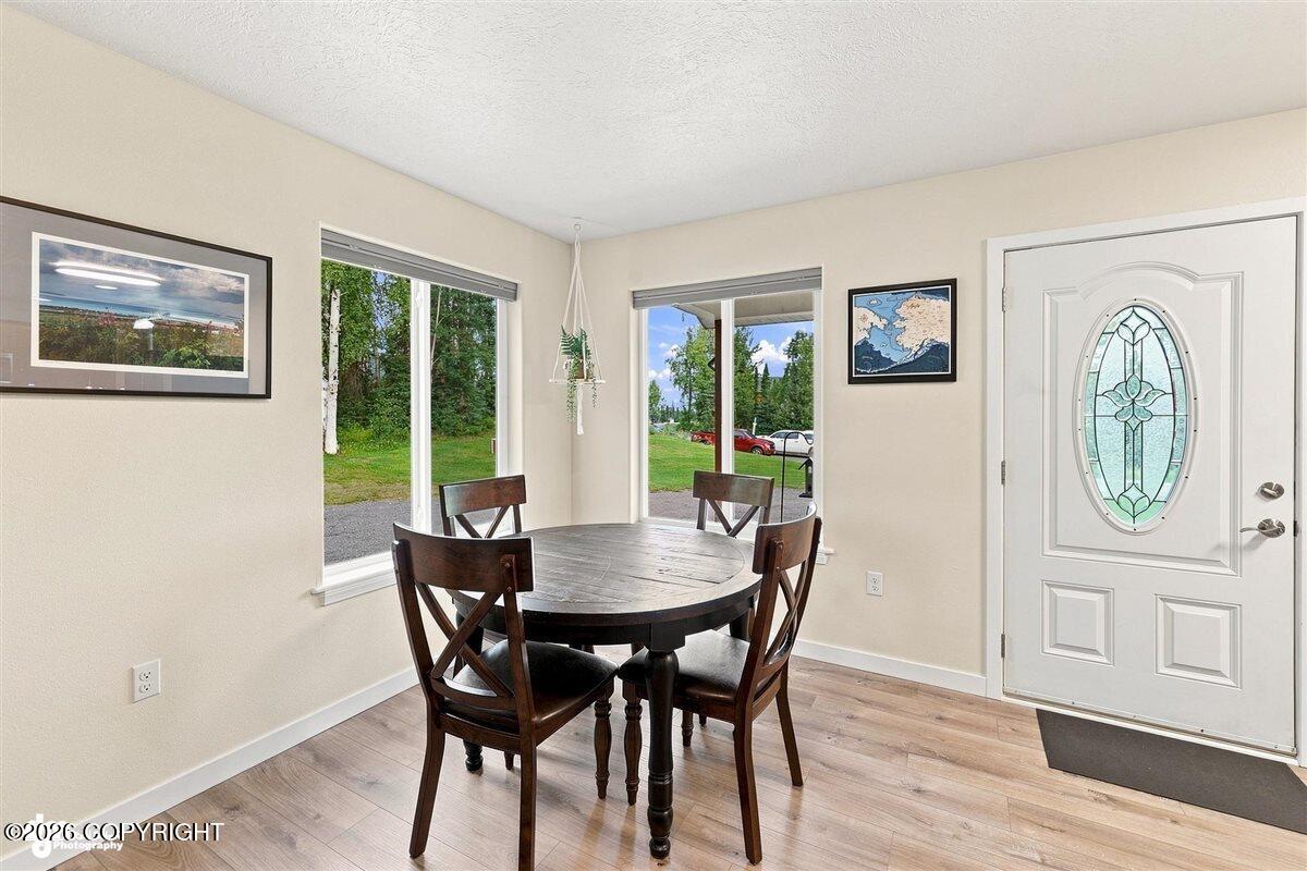 40289 Iliamna Loop Property Photo 9
