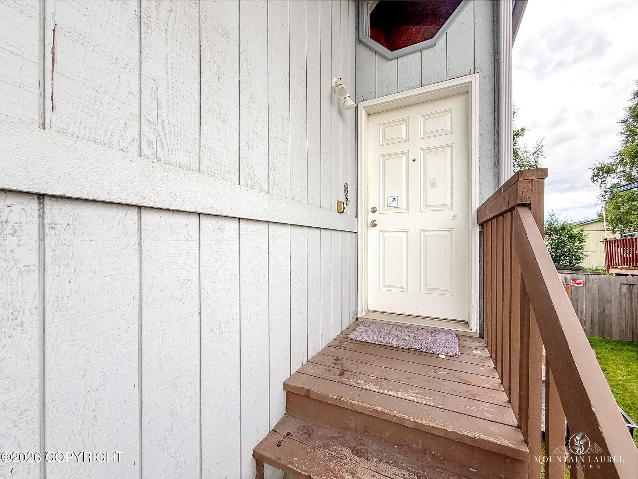 8020 Pinebrook Circle Property Photo 3