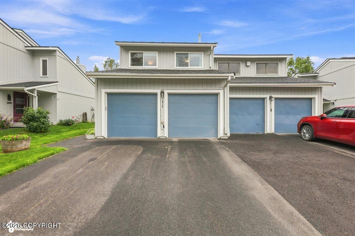 1814 Parkside Drive Property Photo 2