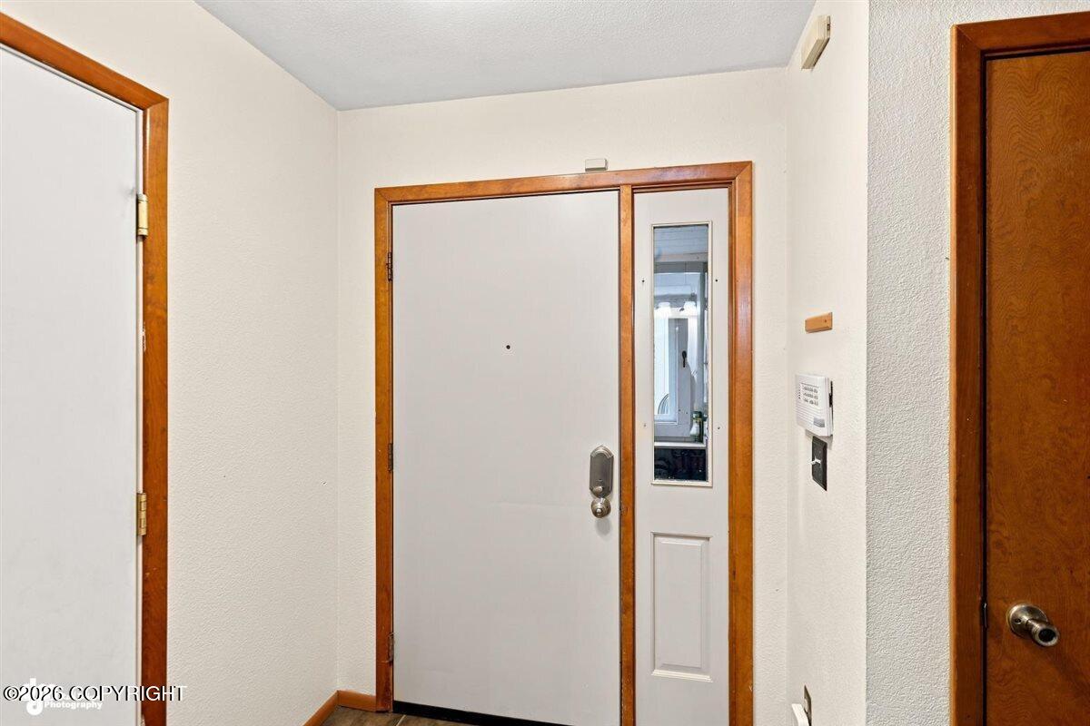 1814 Parkside Drive Property Photo 4