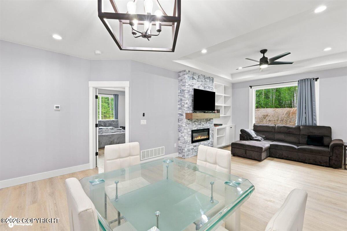 2295 N Skye Circle Property Photo 5
