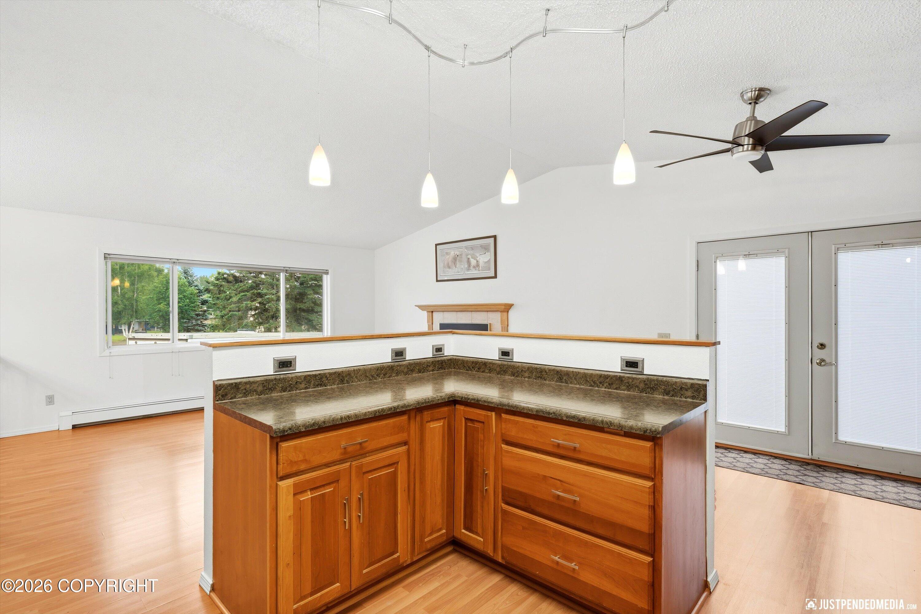 2841 Bennett Avenue Property Photo 13
