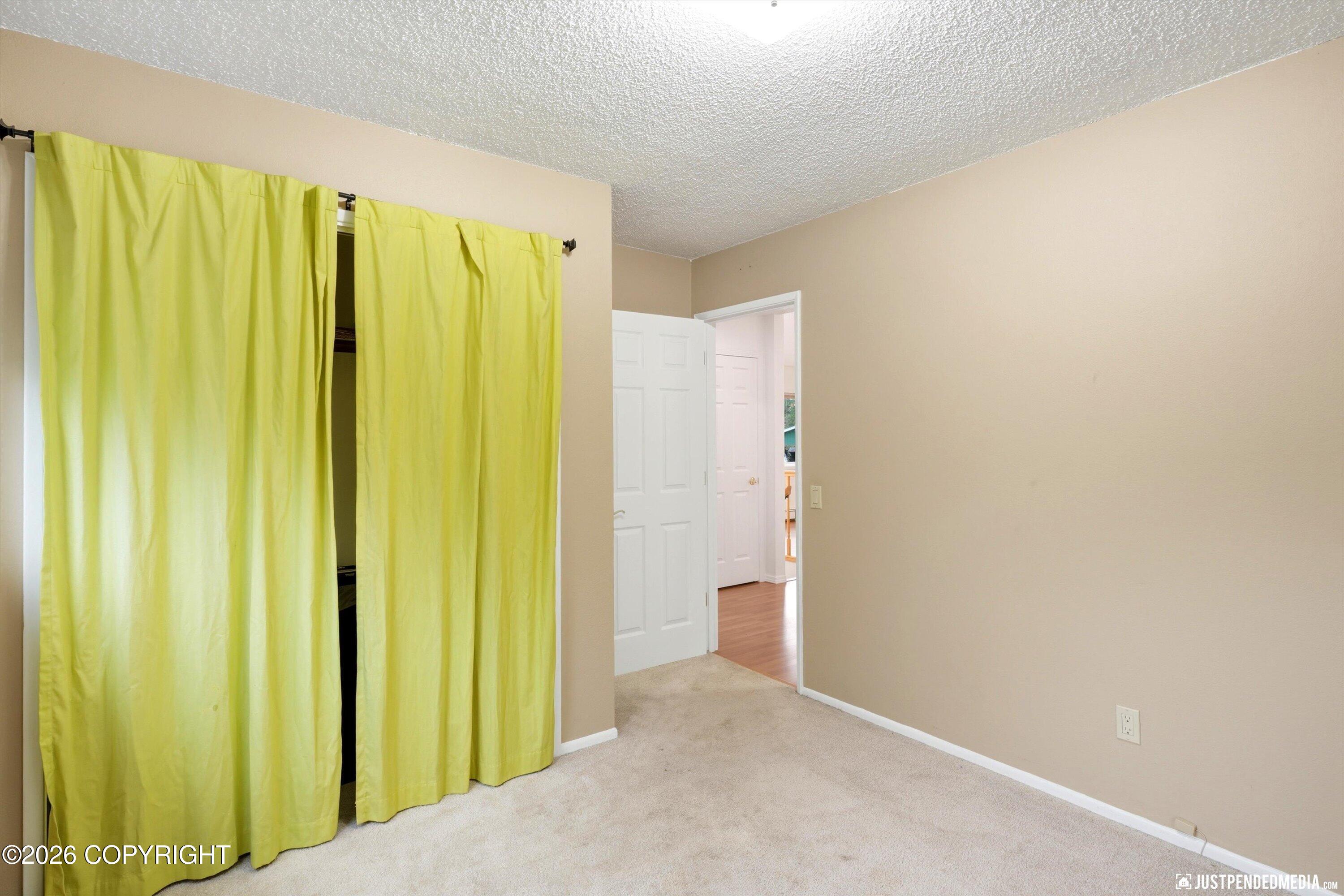 2841 Bennett Avenue Property Photo 20