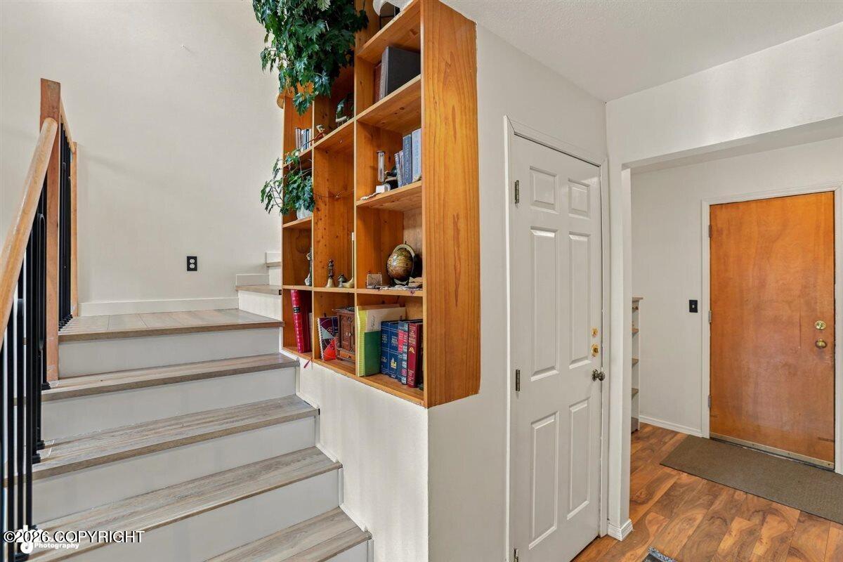 5840 Jordan Circle Property Photo 4