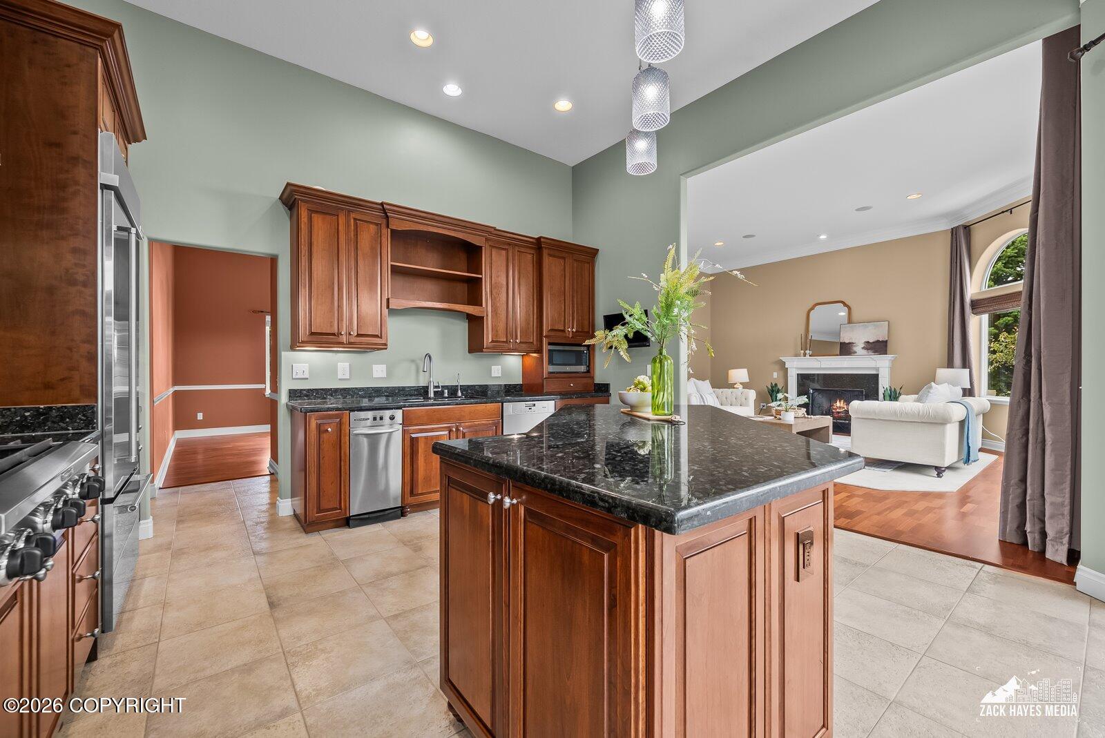 5805 Prominence Pointe Drive Property Photo 18