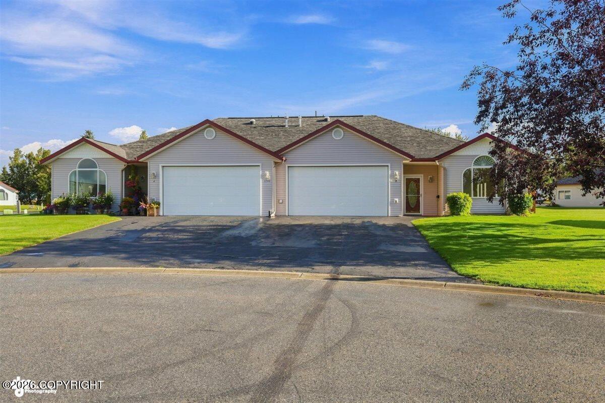 1745 S Heirloom Circle #b Property Photo 1