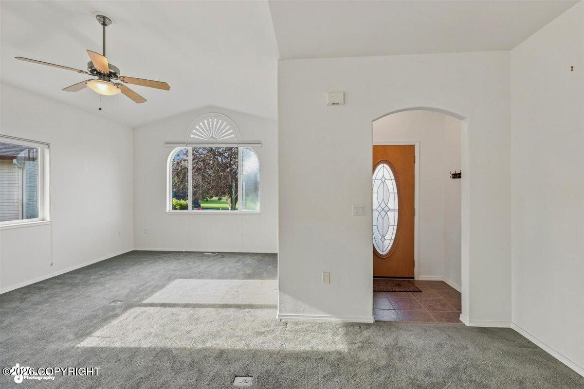 1745 S Heirloom Circle #b Property Photo 2
