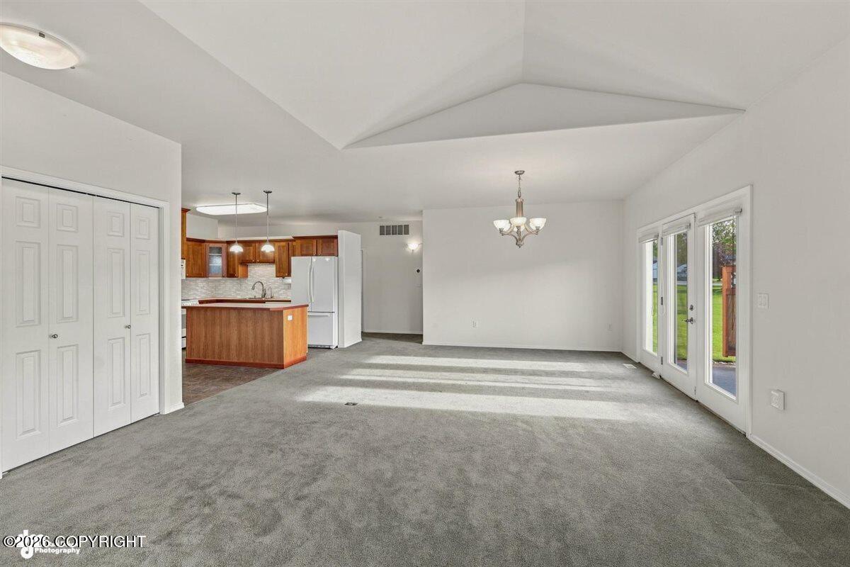 1745 S Heirloom Circle #b Property Photo 10