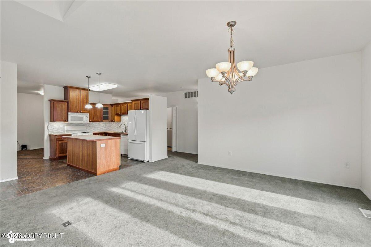 1745 S Heirloom Circle #b Property Photo 12