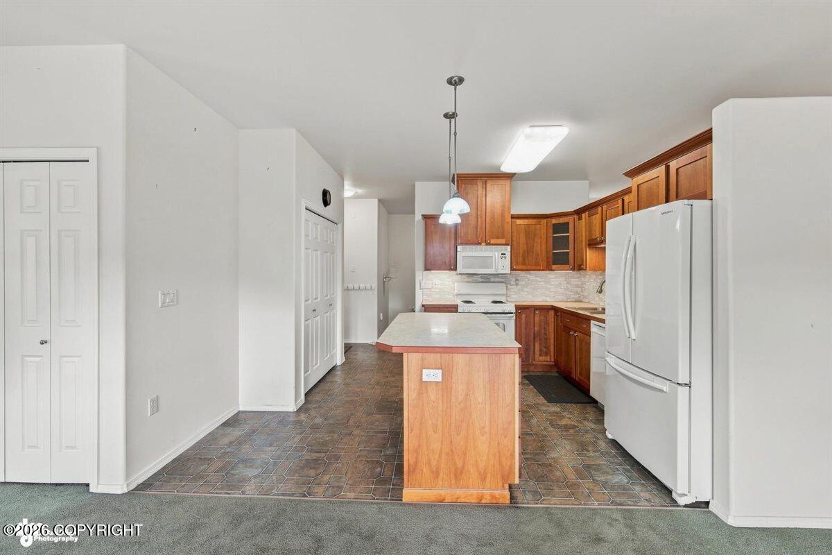 1745 S Heirloom Circle #b Property Photo 15