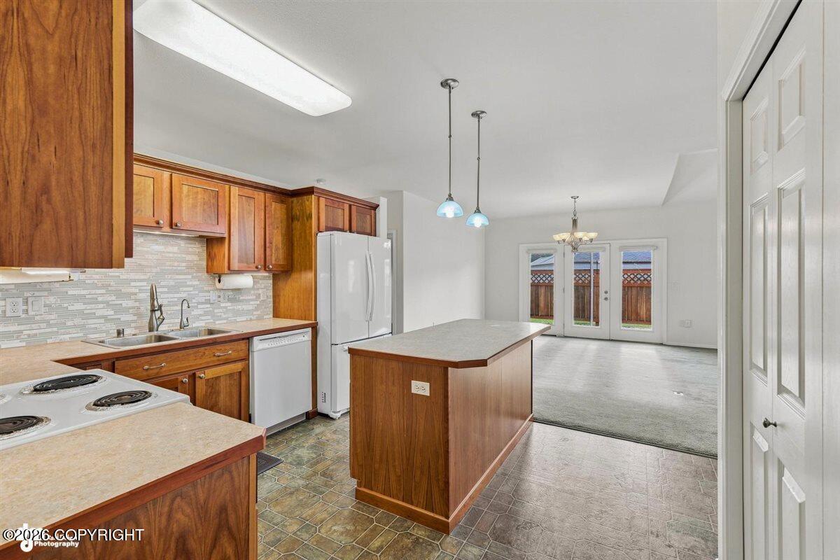 1745 S Heirloom Circle #b Property Photo 19