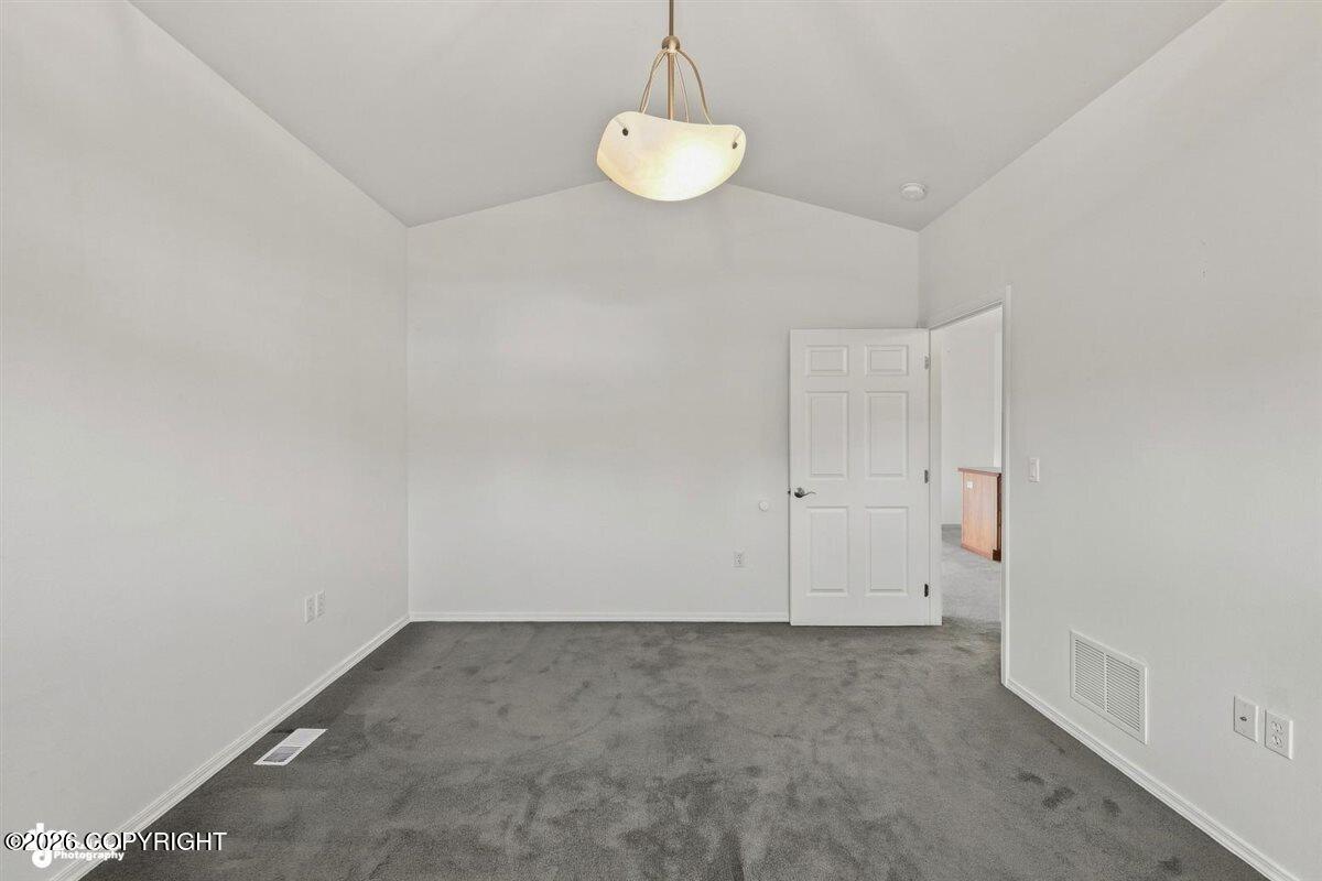 1745 S Heirloom Circle #b Property Photo 27