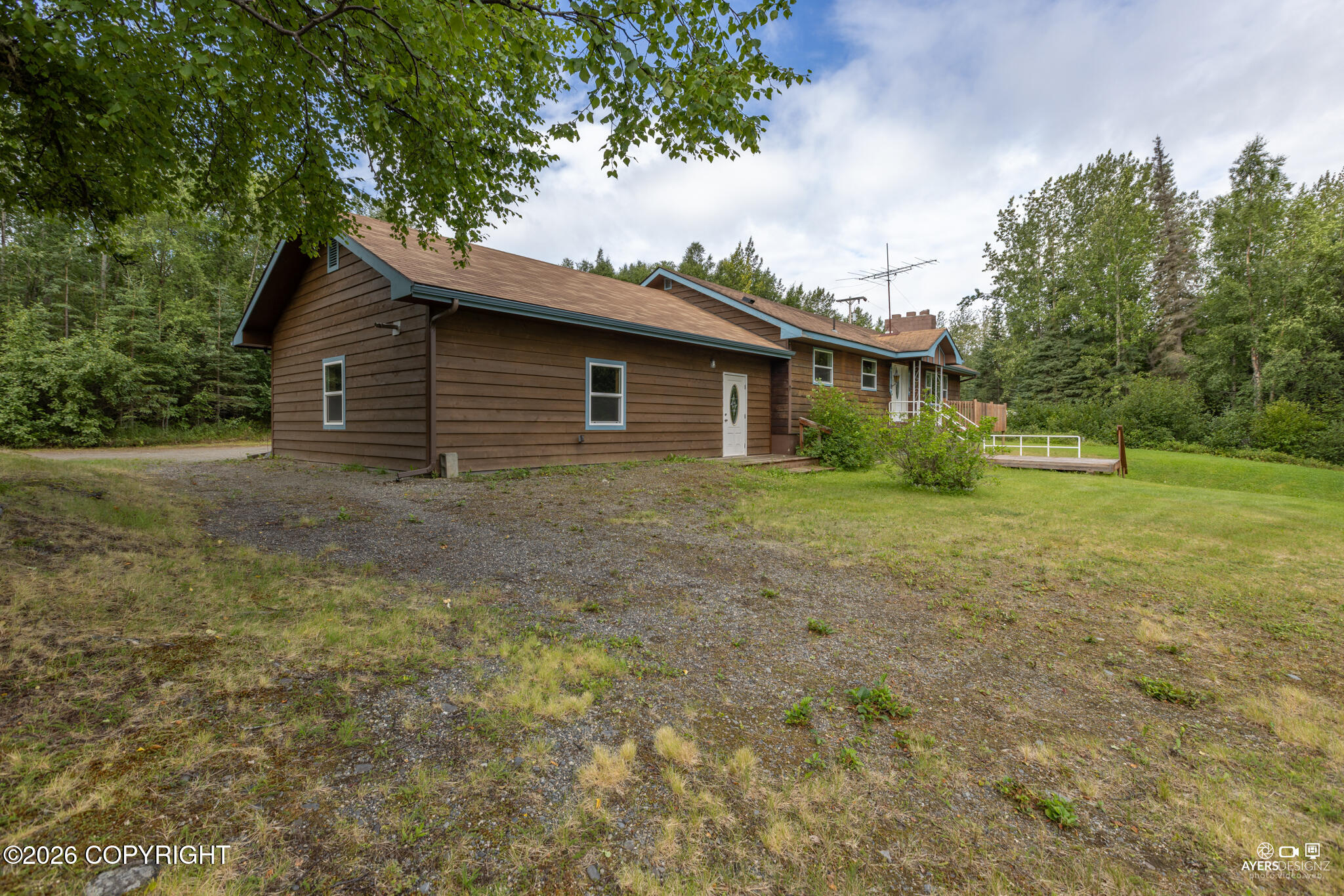 50465 Holt Lamplight Road Property Photo 5