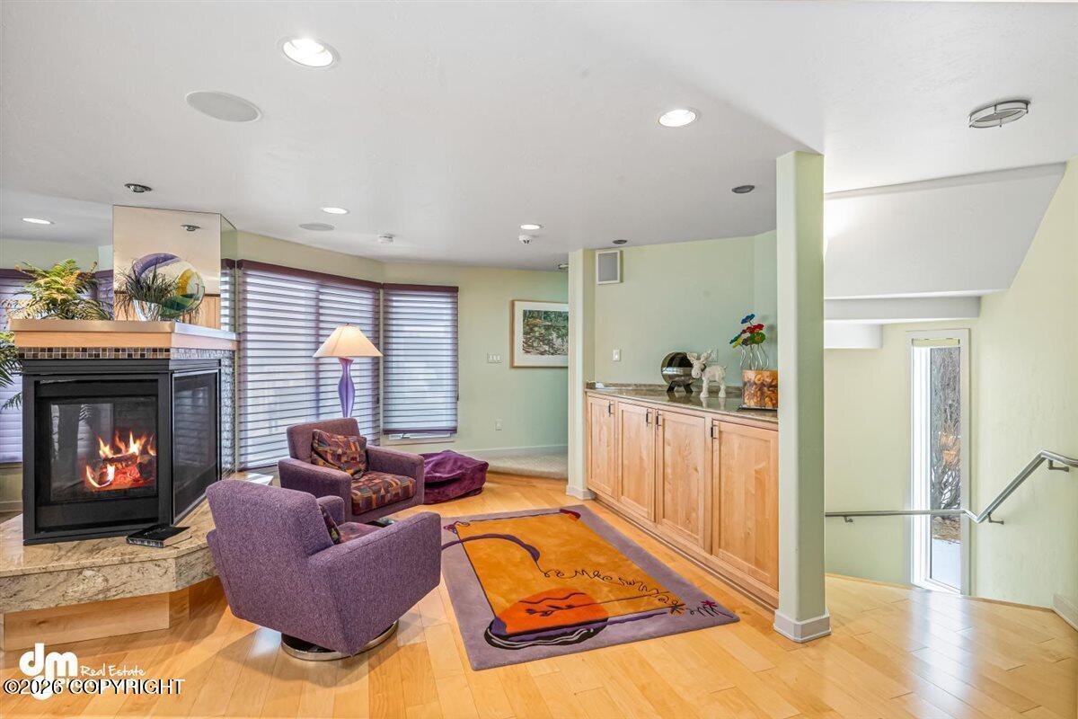 1743 W 15th Avenue Property Photo 21