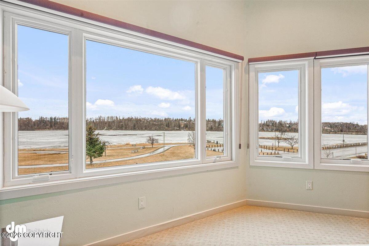 1743 W 15th Avenue Property Photo 23