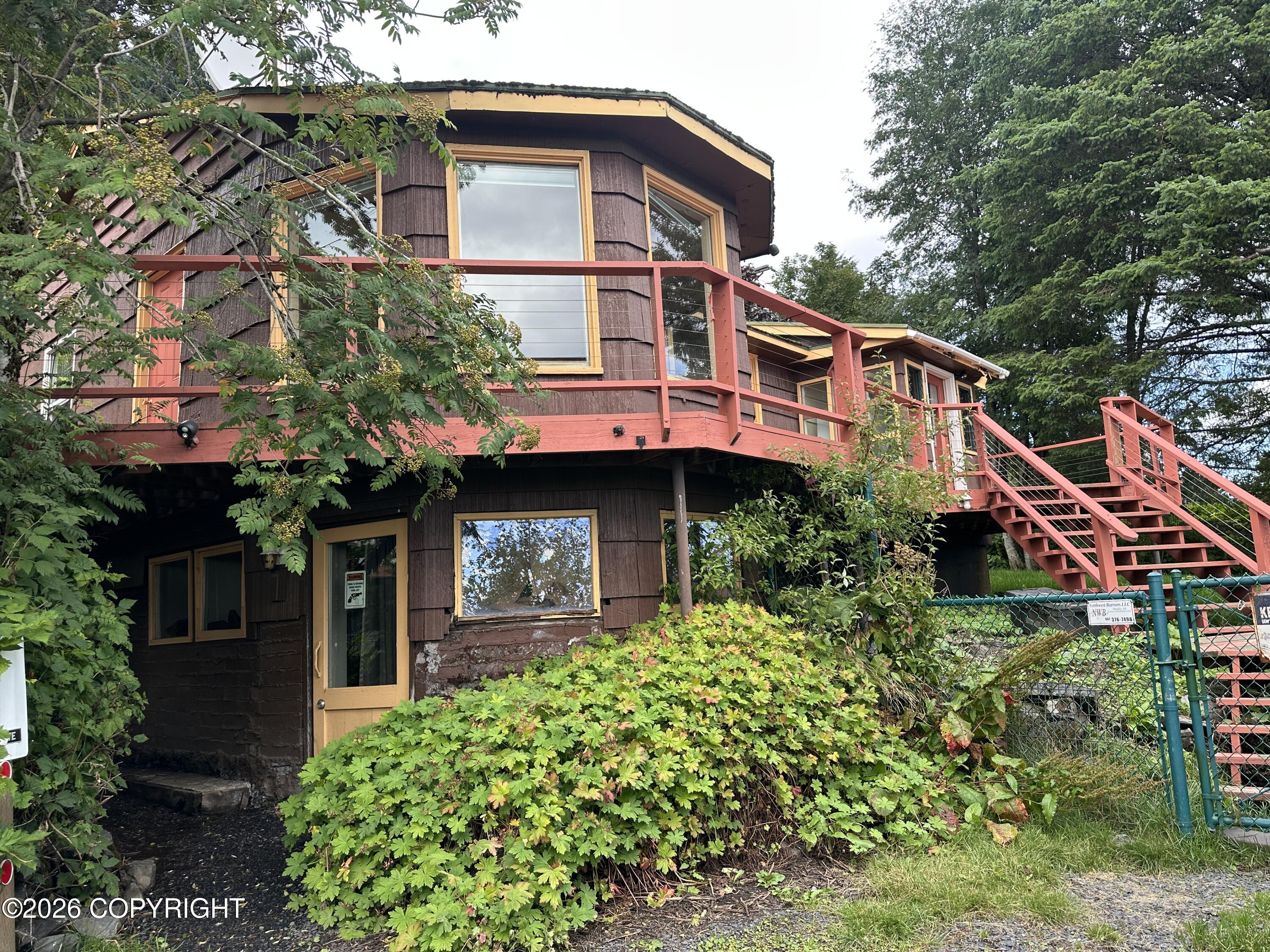 410 Cope Street Property Photo 2