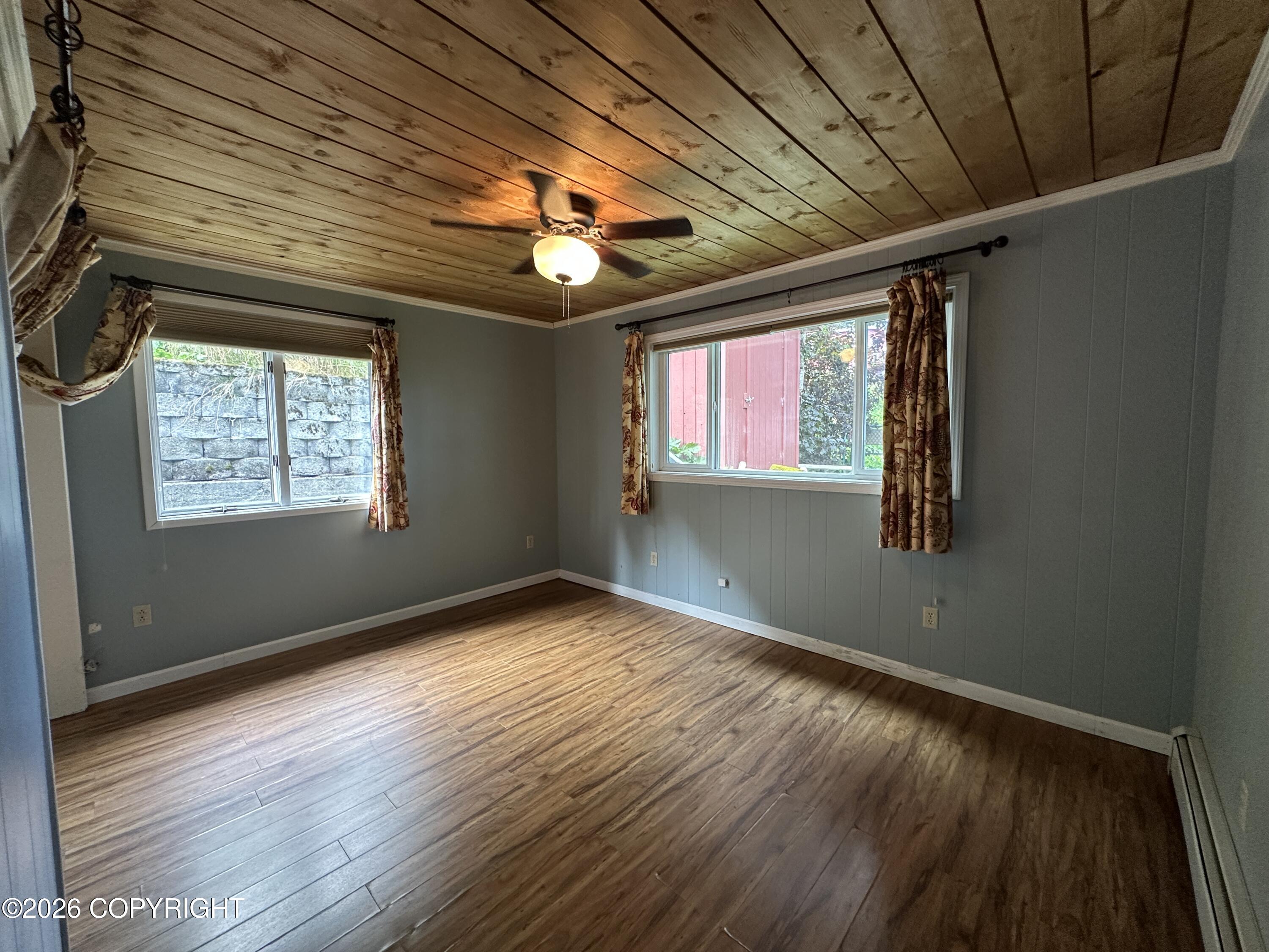 410 Cope Street Property Photo 8