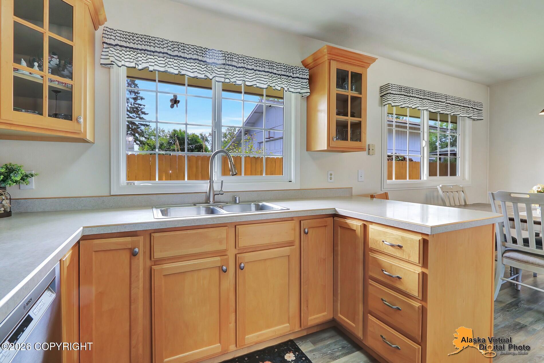 3752 Milky Way Drive Property Photo 8