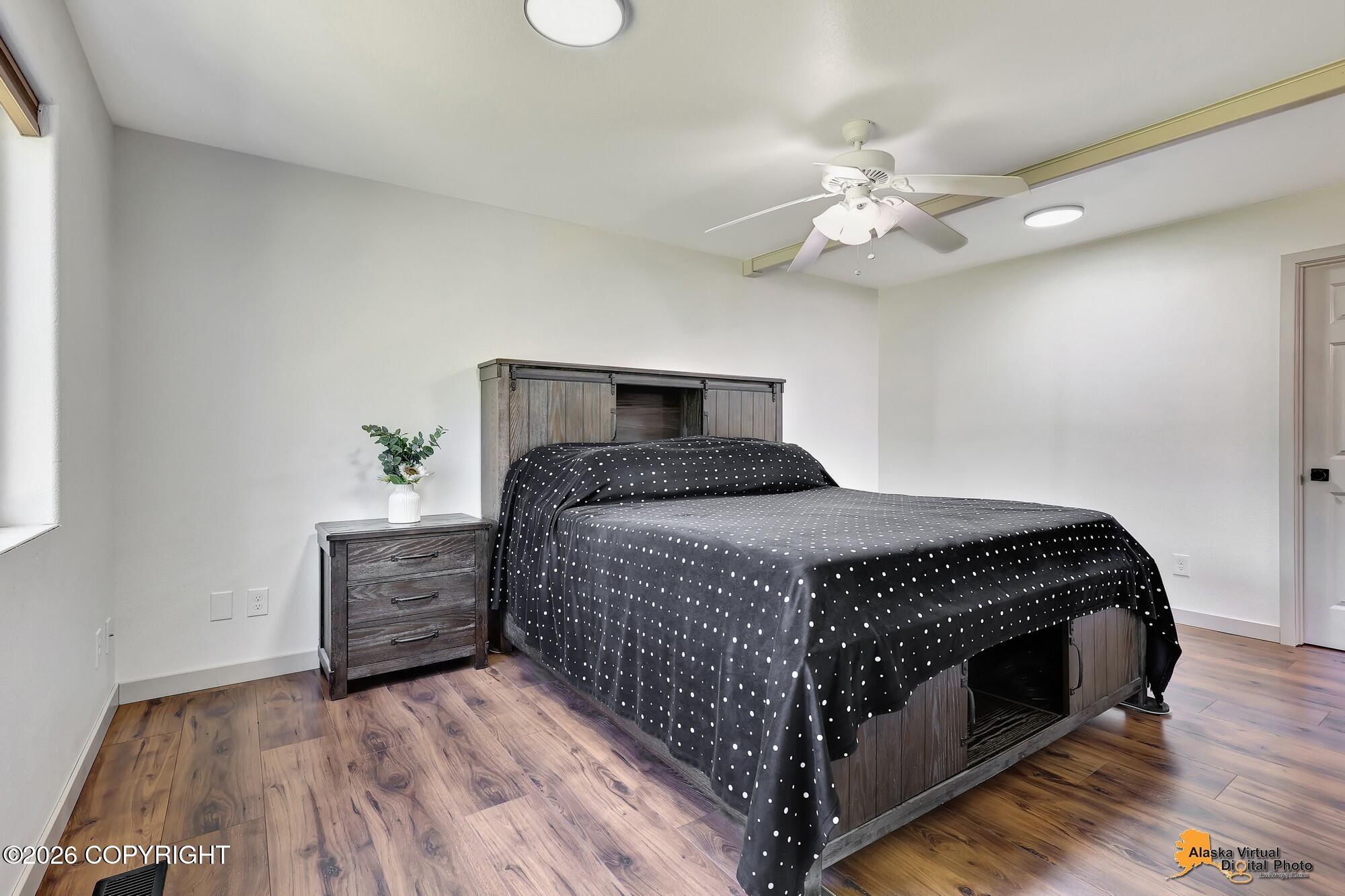 5020 S Drina Court Property Photo 3