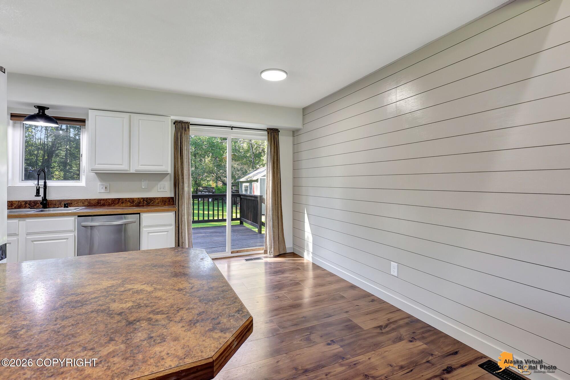 5020 S Drina Court Property Photo 9